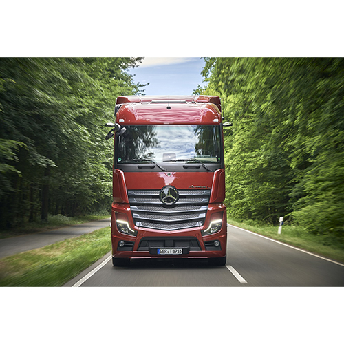Mercedes-Benz / Actros 963